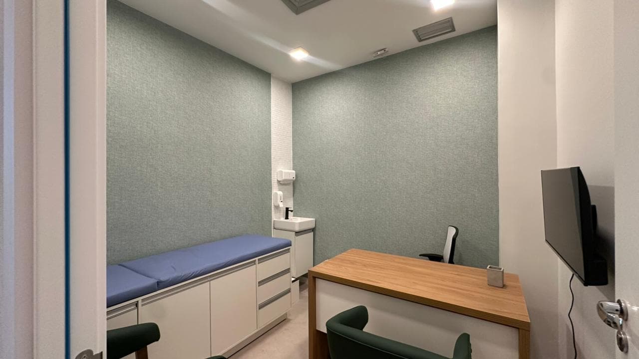 Consultório premium do coworking médico BioAttento na Barra da Tijuca